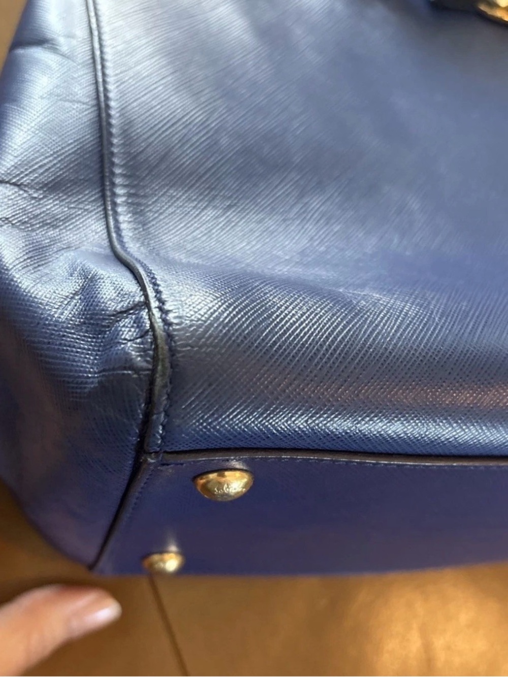 Salvatore Ferragamo MELIKE Vara Tote With Bow SAFFIANO Royal Blue Leather - Picture 5 of 16